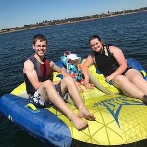 Meet your Posher, Delaney